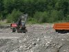 (2009.05.21) Незаконная добыча гравия в русле реки Шахе (г.Сочи)